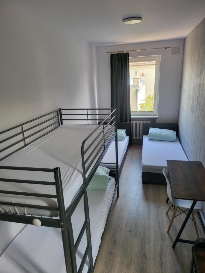 Rooms4Rest Wiertnicza - Private Rooms For Tourists - Atr Consulting Sp, Z O,O, Varsó Kültér fotó