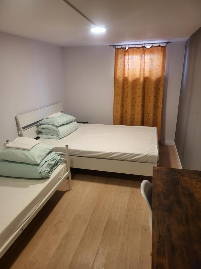 Rooms4Rest Wiertnicza - Private Rooms For Tourists - Atr Consulting Sp, Z O,O, Varsó Kültér fotó